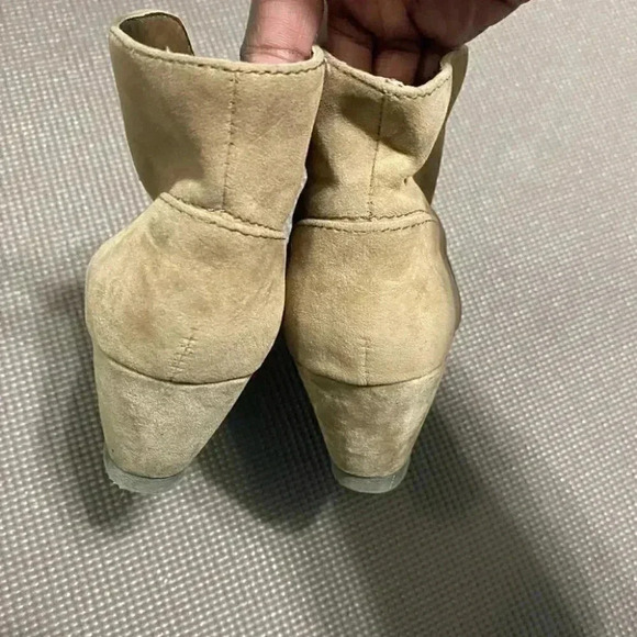 Madden Girl Domain Faux Suede Wedge Booties Ankle Boots - Picture 9 of 12